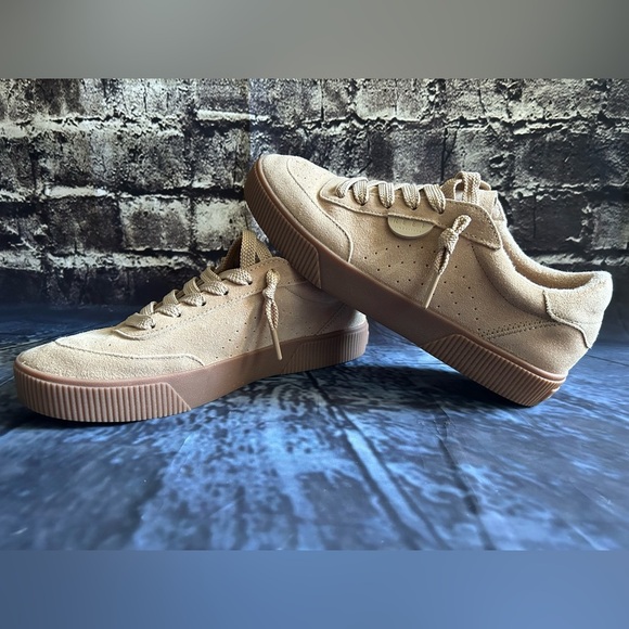 Reef Shoes - Reef Lay Day Seas Sneakers in Oasis Suede